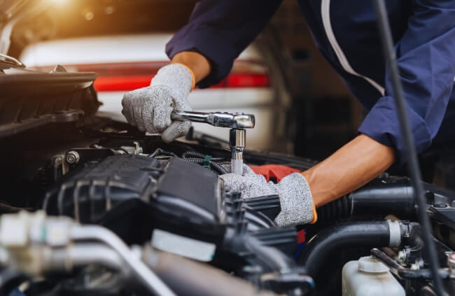 Engine repair in progress by True Blue Mobile Mechanics Sydney. We handle everything from brake repairs to full mobile car servicing in Castle Hill and surrounds
